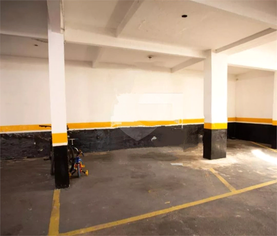 Apartamento à venda com 2 quartos, 77m² - Foto 15
