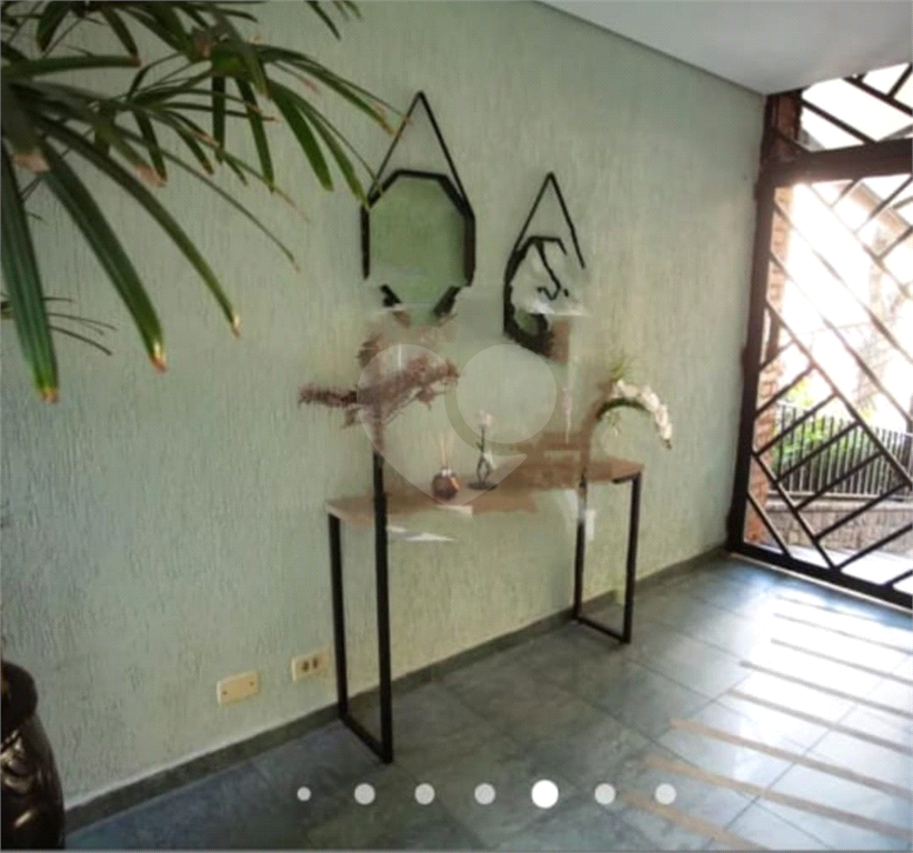 Apartamento à venda com 2 quartos, 77m² - Foto 2