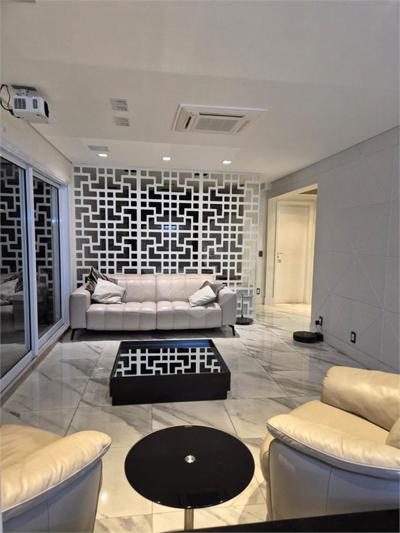 Apartamento á venda na Santa Teresinha