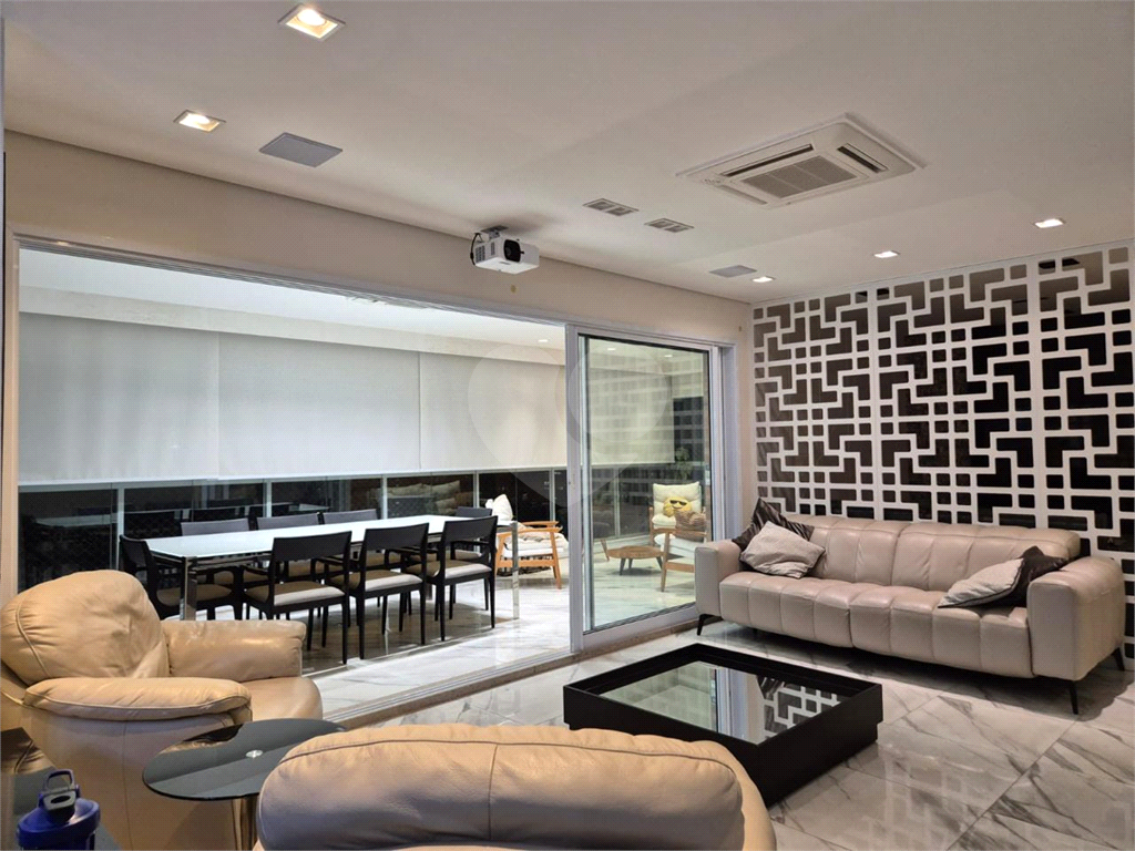 Apartamento á venda na Santa Teresinha
