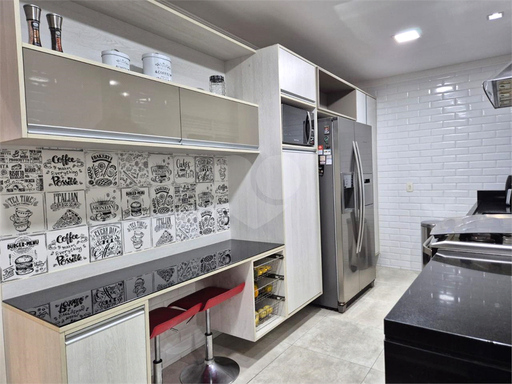 Apartamento á venda na Santa Teresinha