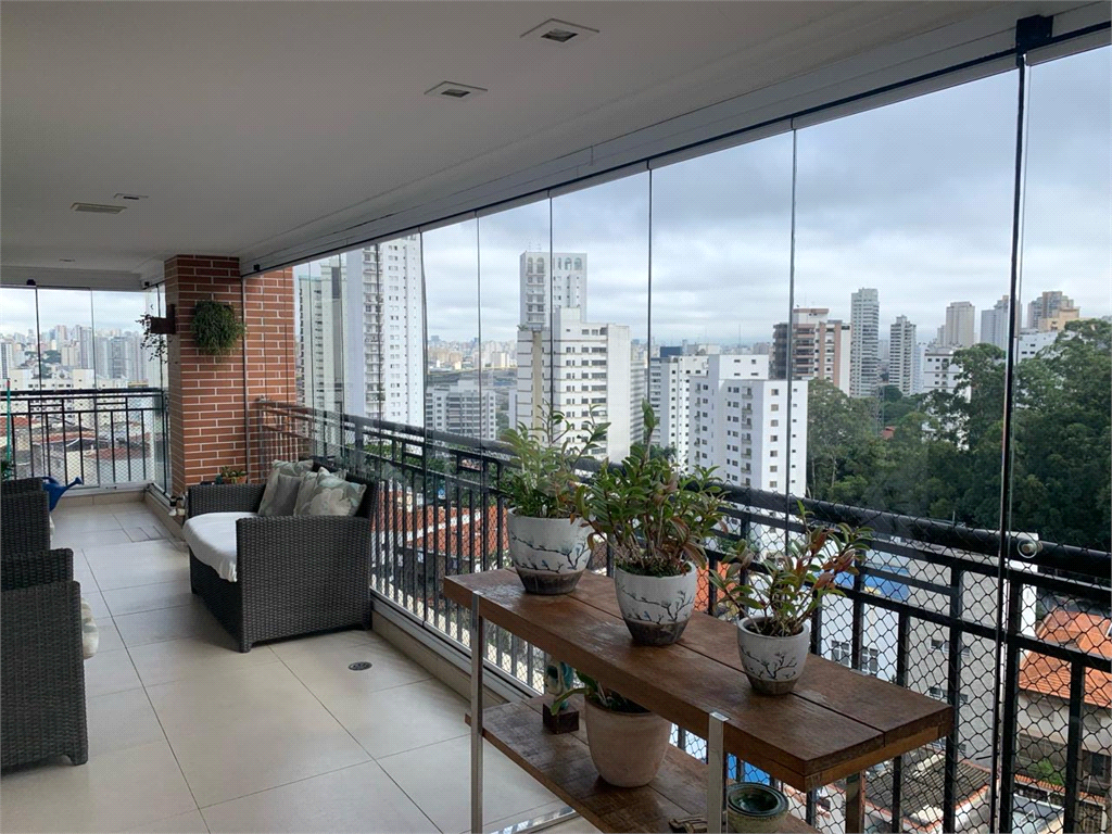 APARTAMENTO À VENDA NO PARQUE DA MOÓCA