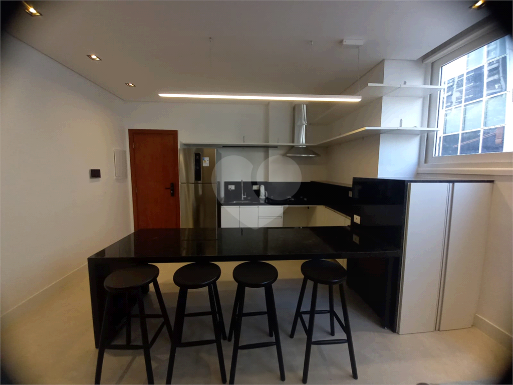 Apartamento Mobiliado 60 m² para Locação no Jardim Europa – Próximo ao Esporte Clube Pinheiros