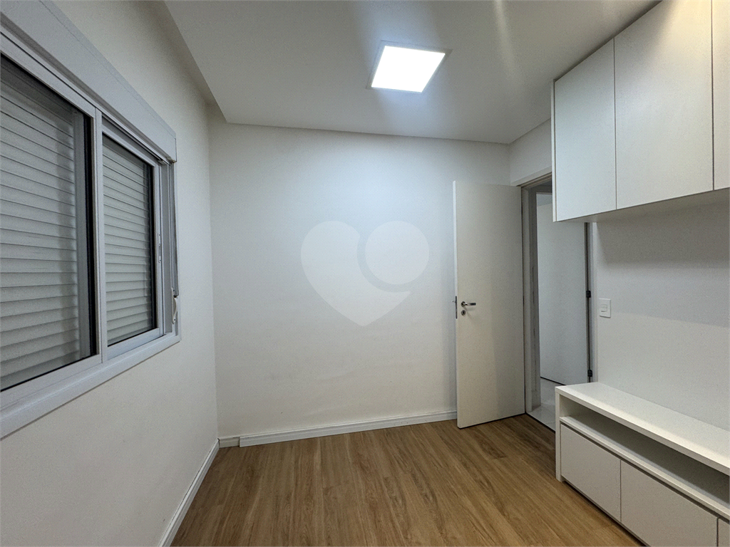 Apartamento á venda na Santa Teresinha