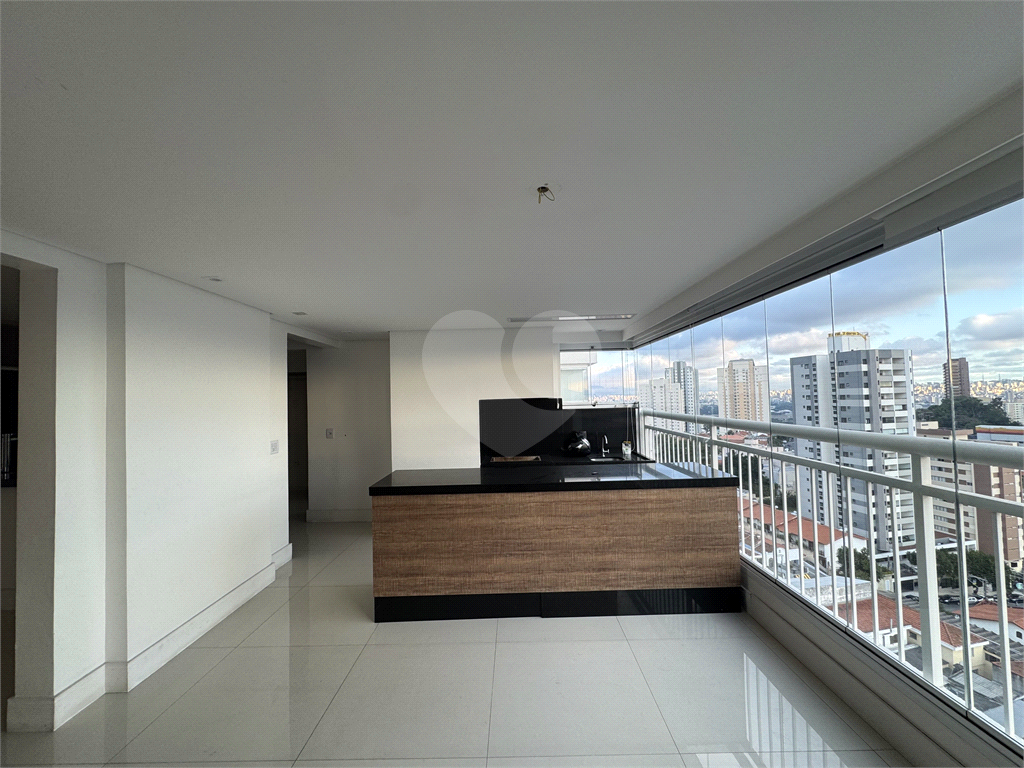 Apartamento á venda na Santa Teresinha