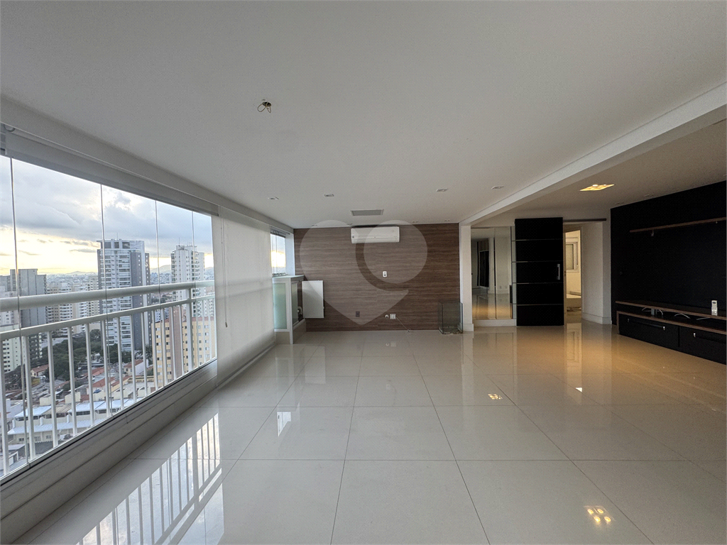 Apartamento á venda na Santa Teresinha