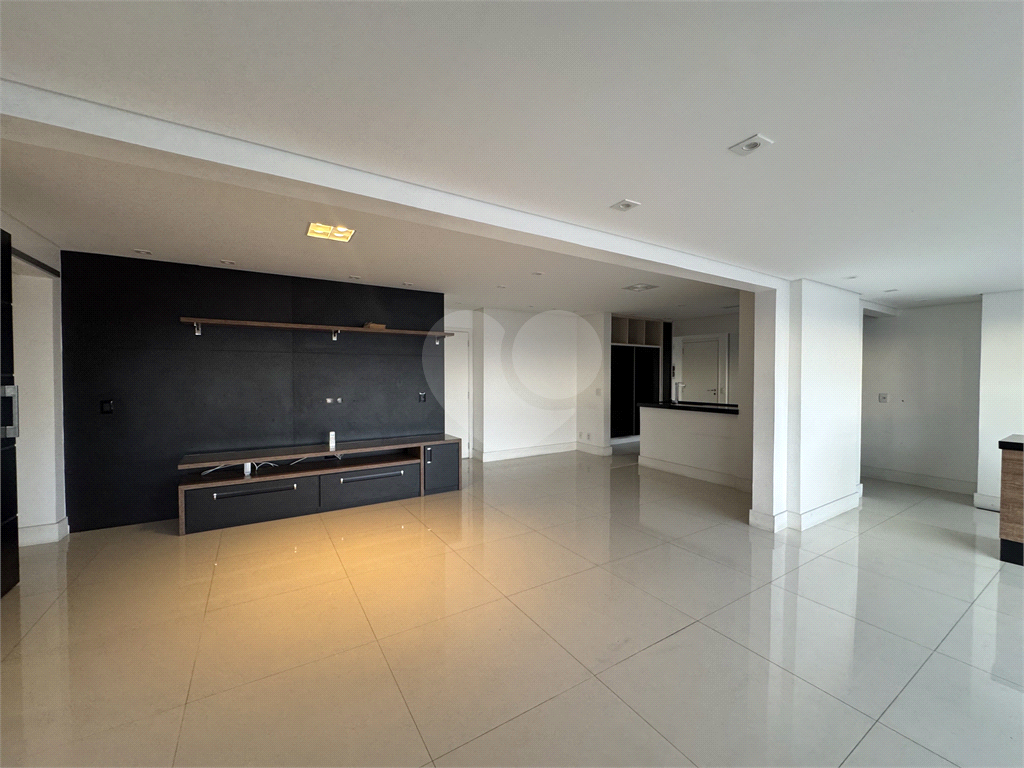 Apartamento á venda na Santa Teresinha