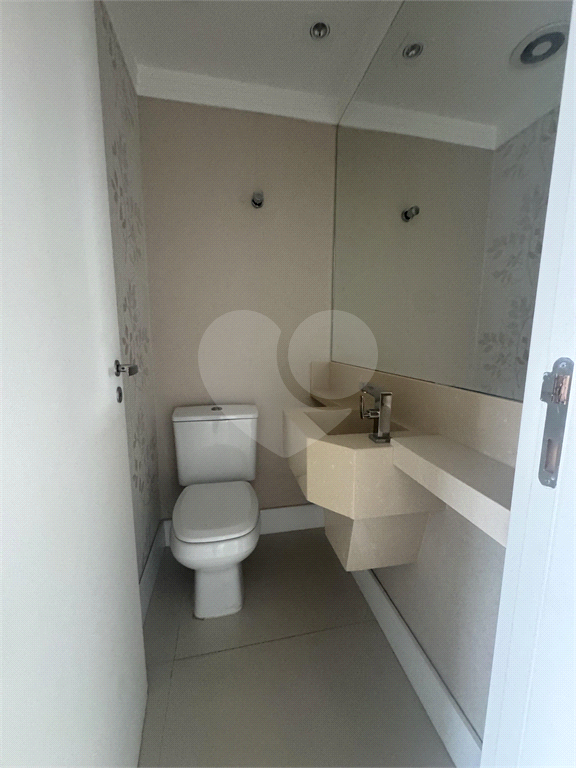 Apartamento á venda na Santa Teresinha