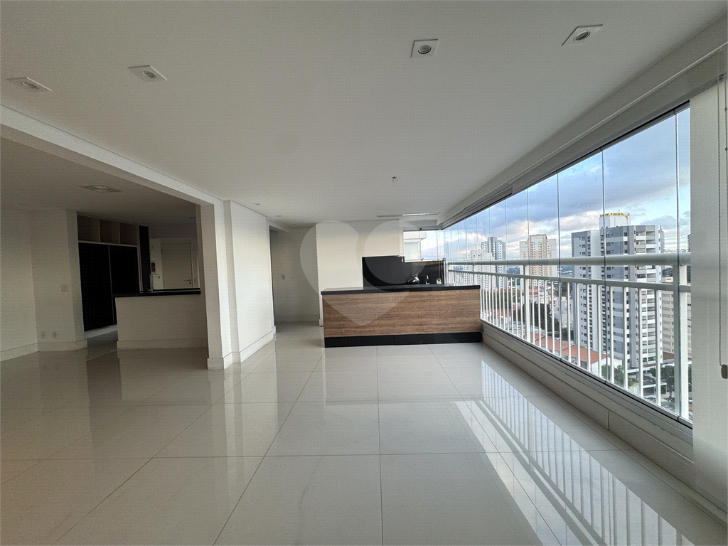Apartamento á venda na Santa Teresinha