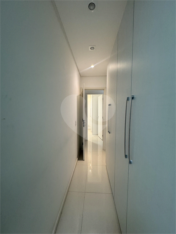 Apartamento á venda na Santa Teresinha