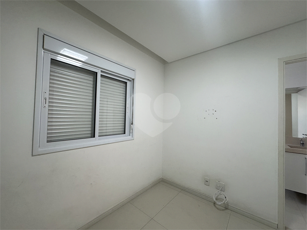 Apartamento á venda na Santa Teresinha