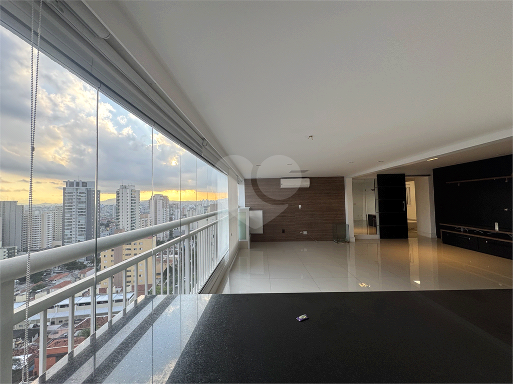 Apartamento á venda na Santa Teresinha