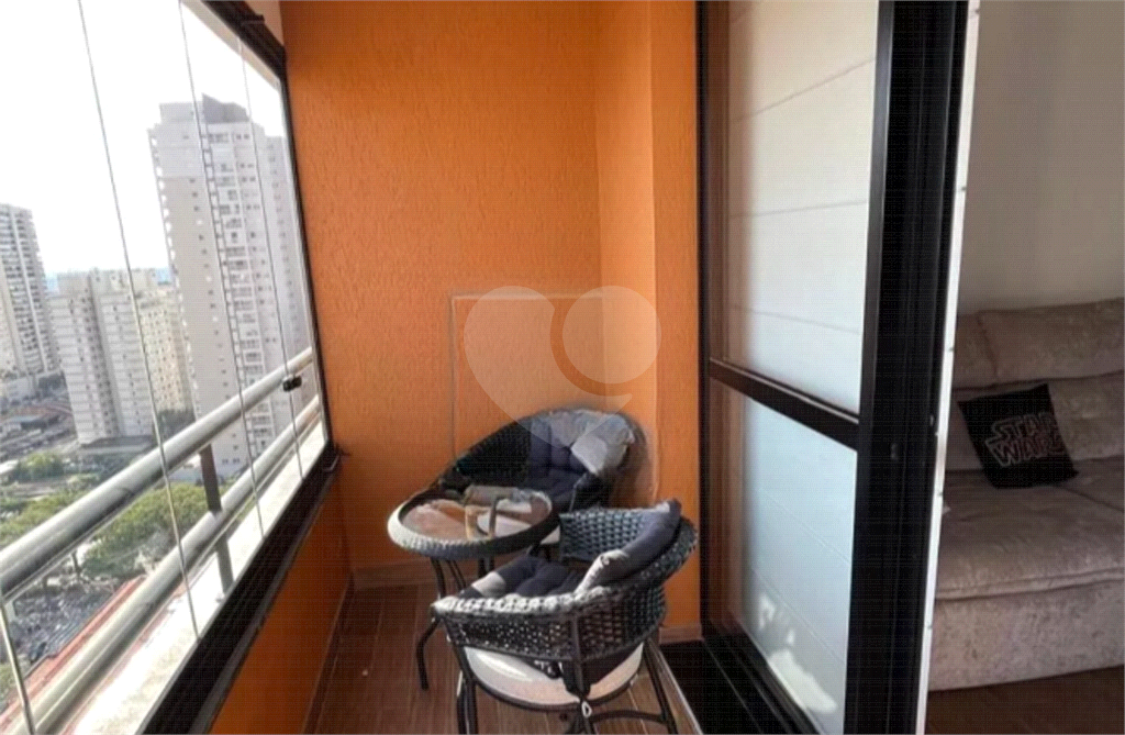 APARTAMENTO em TATUAPÉ