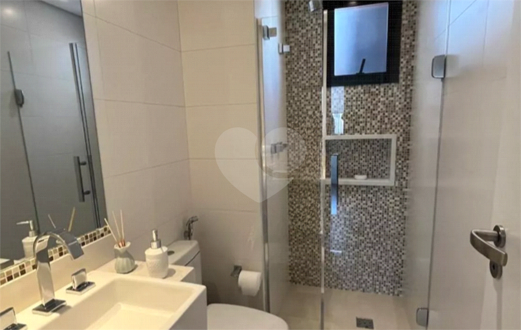 APARTAMENTO em TATUAPÉ