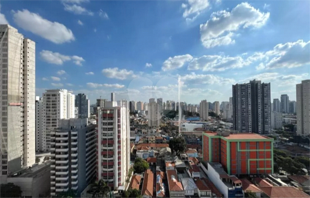APARTAMENTO em TATUAPÉ
