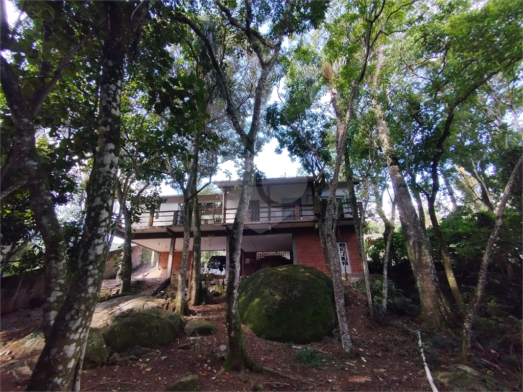 Chácara 3 Dormitórios, Suíte, Vaga. Mairiporã
