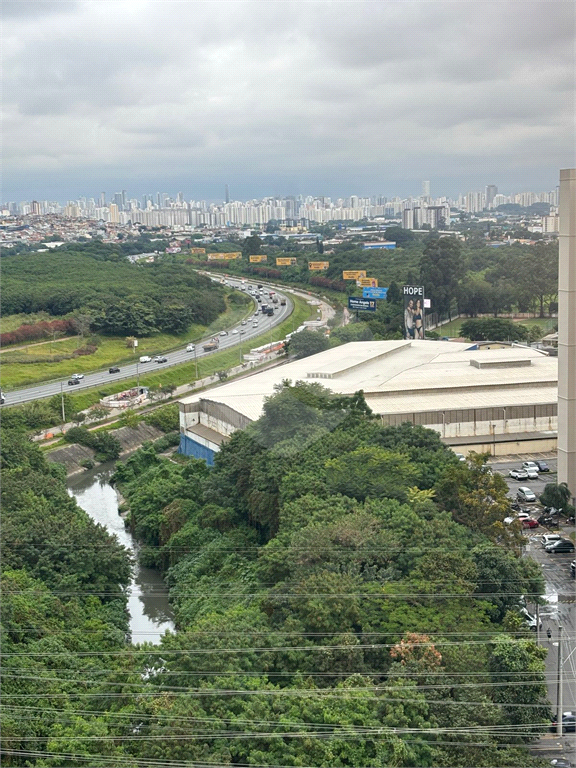 Apartamento com 3 dormitórios em condomínio clube, ao lado do shopping Internacional Guarulhos
