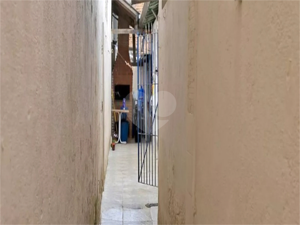 Casa à venda com 1 quarto, 75m² - Foto 17