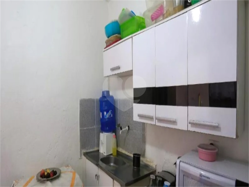 Casa à venda com 1 quarto, 75m² - Foto 4