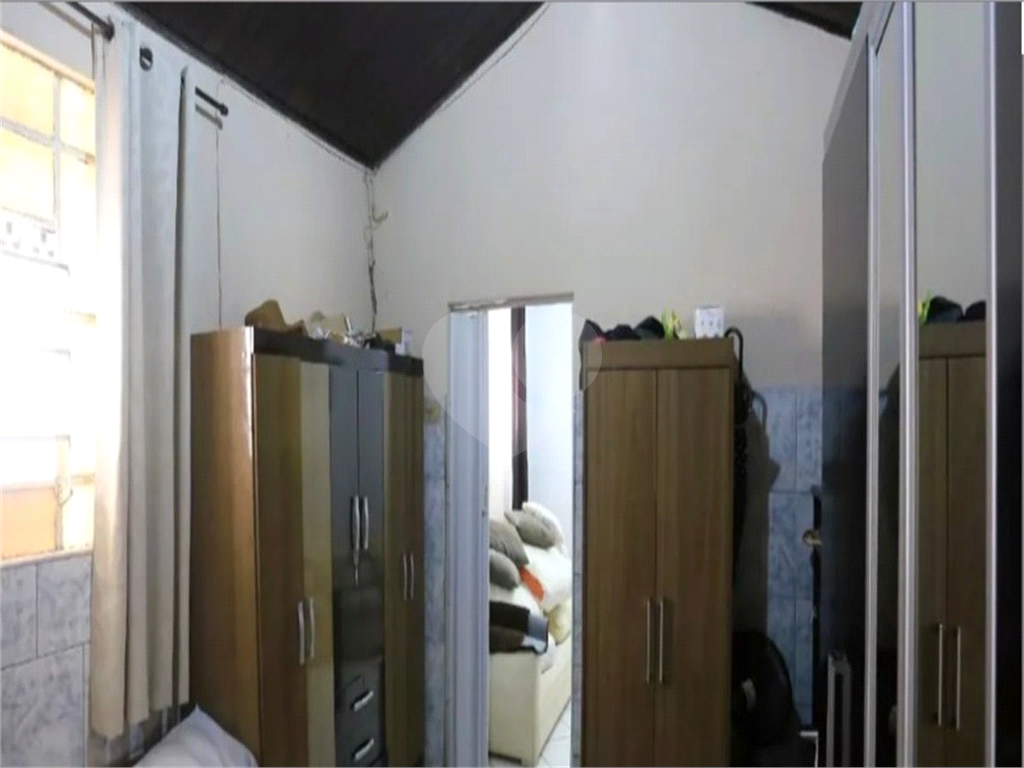 Casa à venda com 1 quarto, 75m² - Foto 13