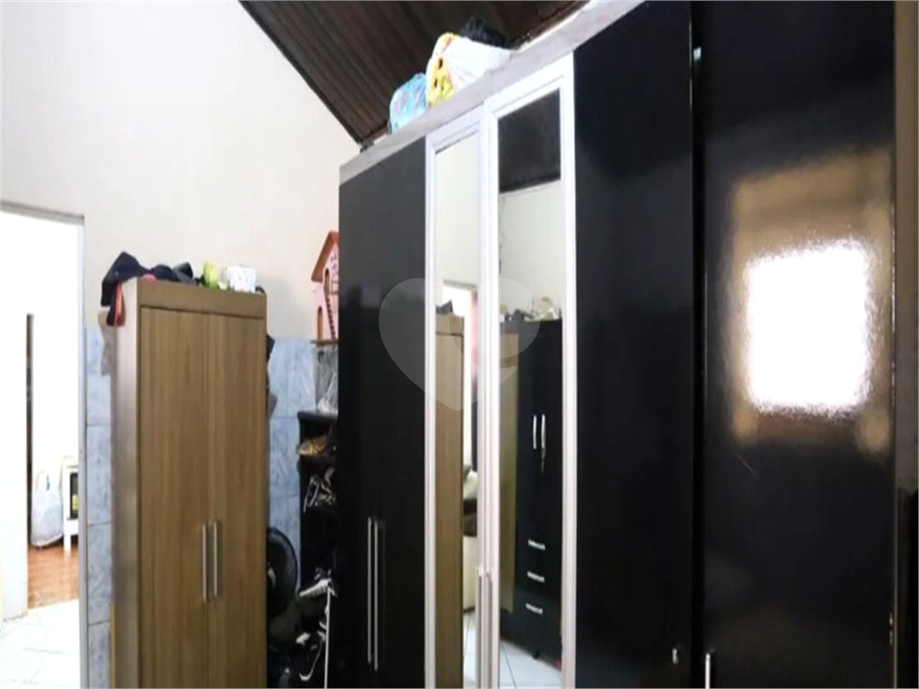 Casa à venda com 1 quarto, 75m² - Foto 9