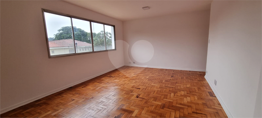 APARTAMENTO em TUCURUVI