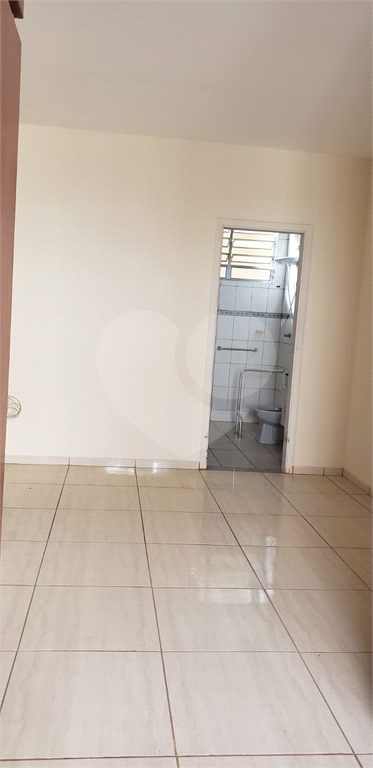 Casa para alugar com 3 quartos, 264m² - Foto 17