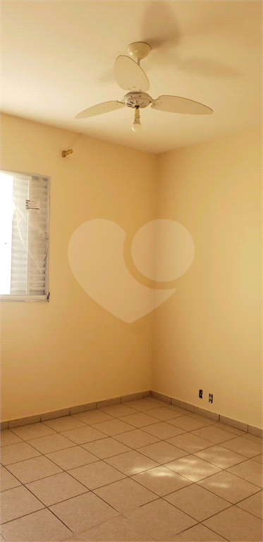 Casa para alugar com 3 quartos, 264m² - Foto 13