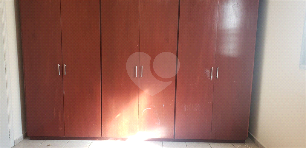 Casa para alugar com 3 quartos, 264m² - Foto 10