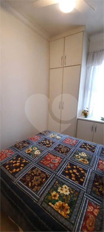 Apartamento 3 Dormitórios - Santos - 80 metros da Praia
