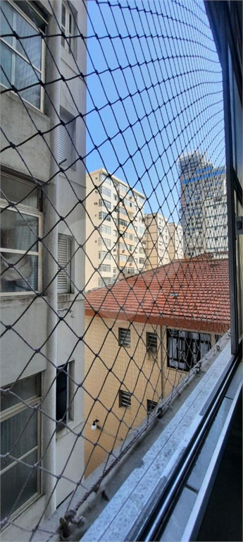 Apartamento 3 Dormitórios - Santos - 80 metros da Praia