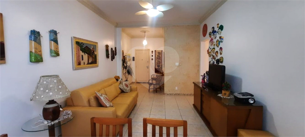 Apartamento 3 Dormitórios - Santos - 80 metros da Praia