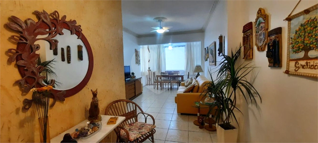 Apartamento 3 Dormitórios - Santos - 80 metros da Praia