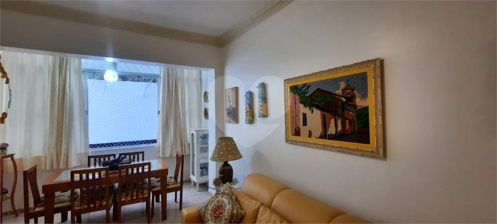 Apartamento 3 Dormitórios - Santos - 80 metros da Praia