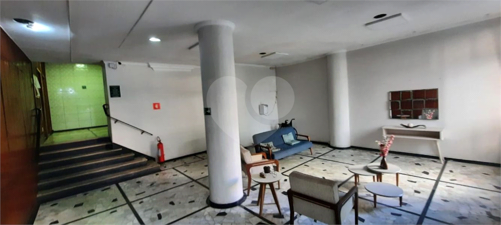 Apartamento 3 Dormitórios - Santos - 80 metros da Praia