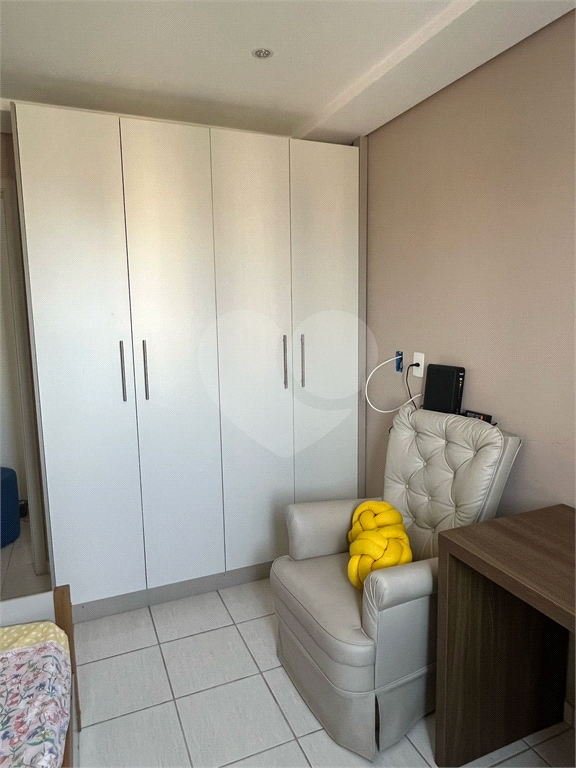 Apartamento à venda com 2 quartos, 61m² - Foto 11