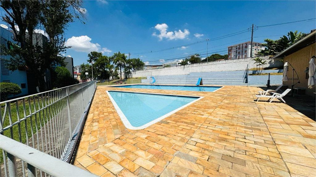 Apartamento Reformado à Venda – 2 Dormitórios com Vaga – Vila Odim, Sorocaba/SP