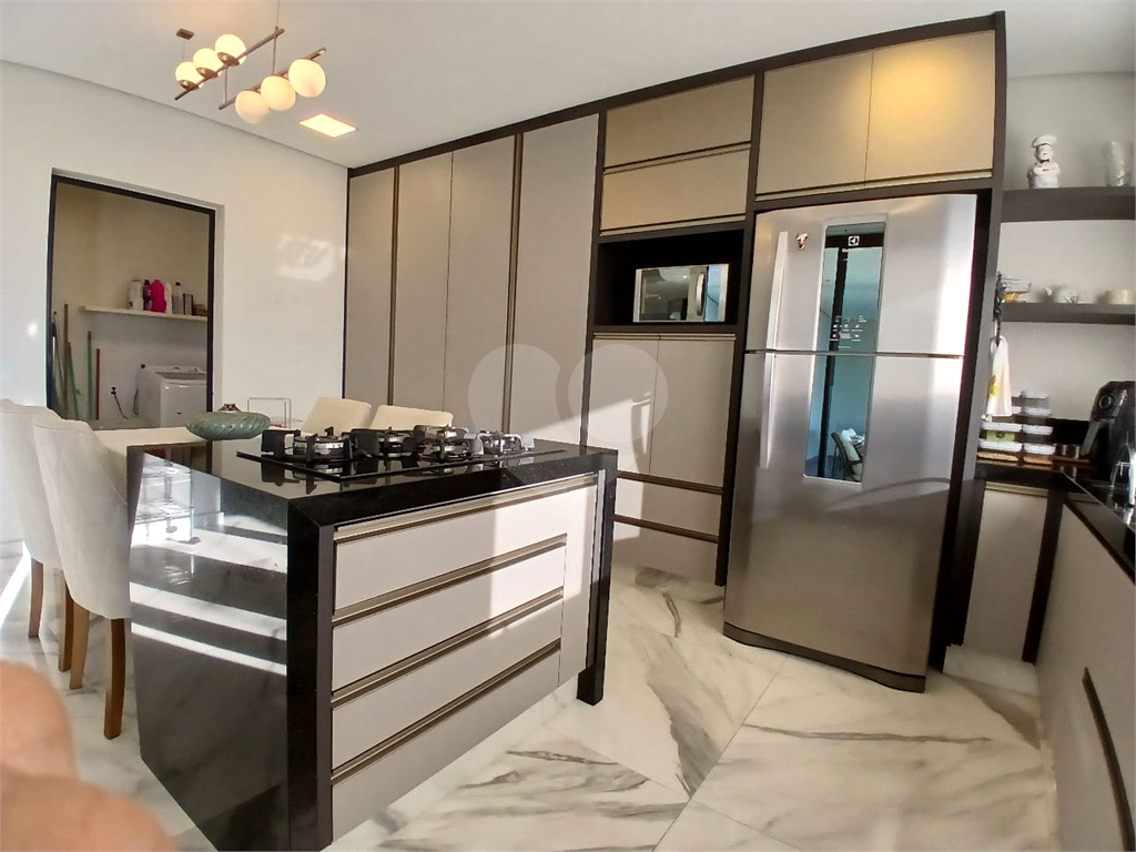 Casa de Condomínio à venda com 4 quartos, 388m² - Foto 8