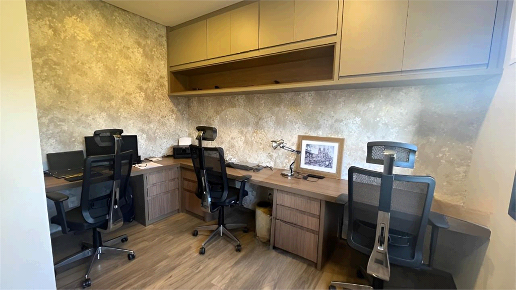 Casa de Condomínio à venda com 4 quartos, 388m² - Foto 33