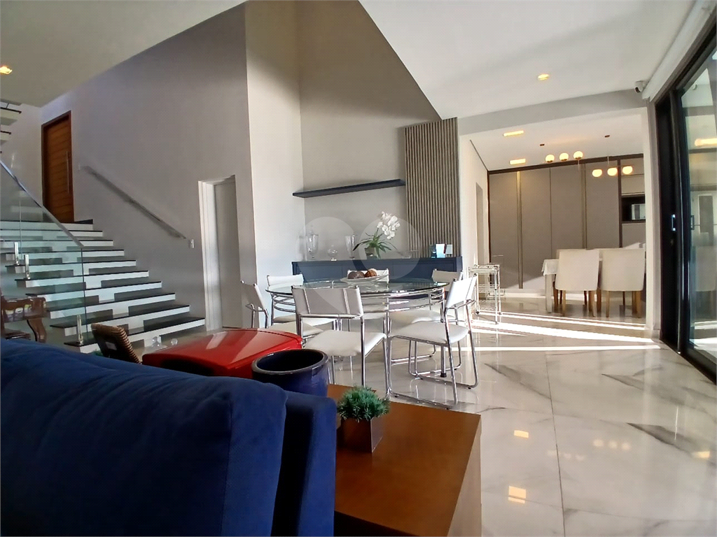 Casa de Condomínio à venda com 4 quartos, 388m² - Foto 10