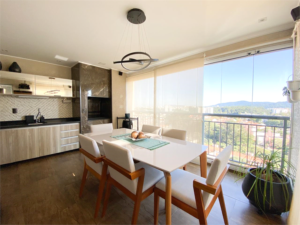 Apartamento 3 dormitórios e varanda gourmet no Tucuruvi
