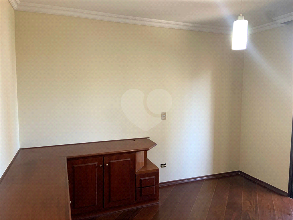 APARTAMENTO em VILA LEOPOLDINA