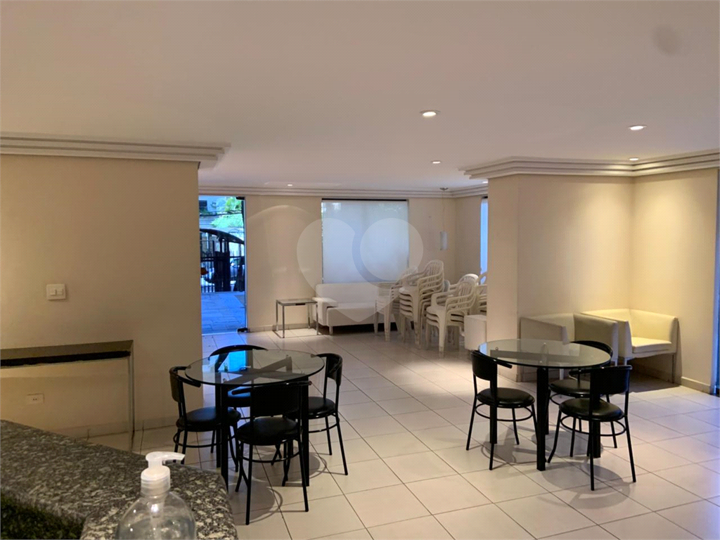 APARTAMENTO em VILA LEOPOLDINA