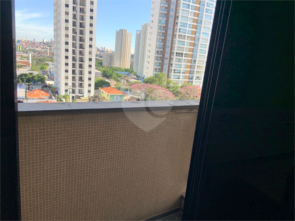 APARTAMENTO em VILA LEOPOLDINA