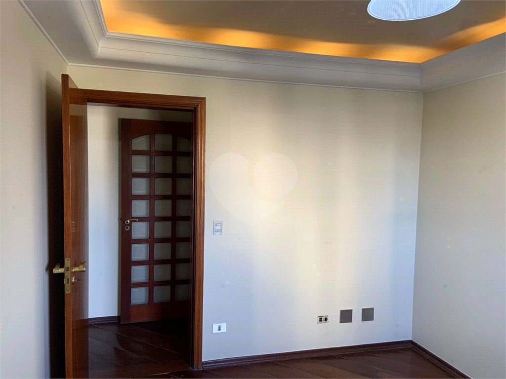 APARTAMENTO em VILA LEOPOLDINA