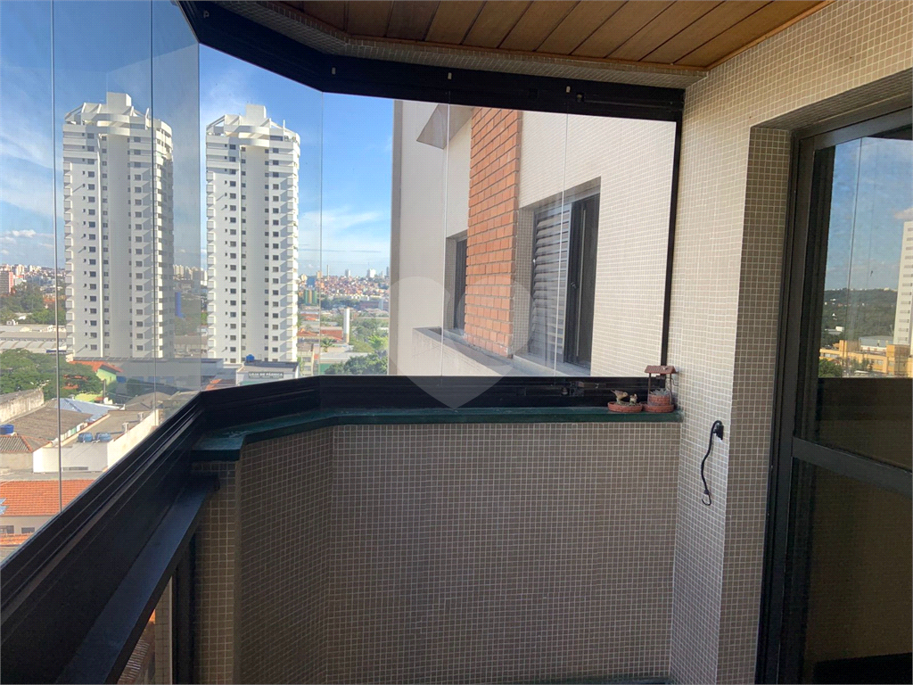 APARTAMENTO em VILA LEOPOLDINA