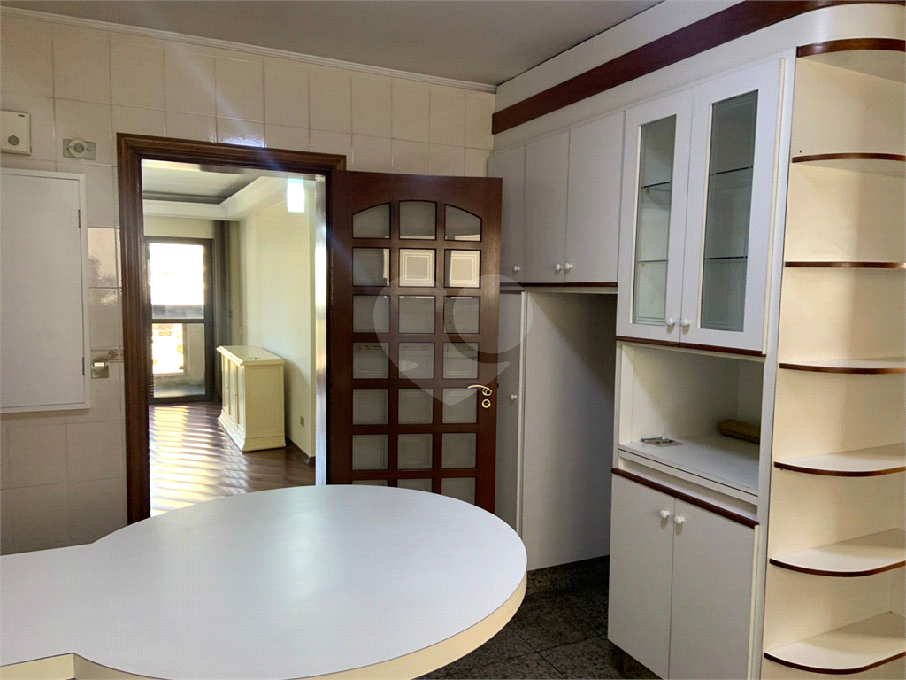 APARTAMENTO em VILA LEOPOLDINA