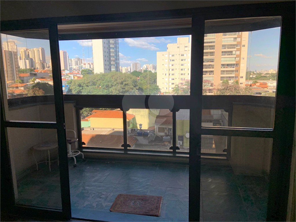 APARTAMENTO em VILA LEOPOLDINA