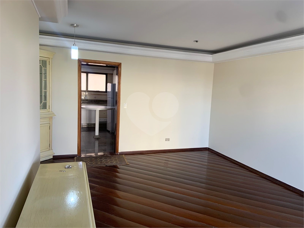 APARTAMENTO em VILA LEOPOLDINA