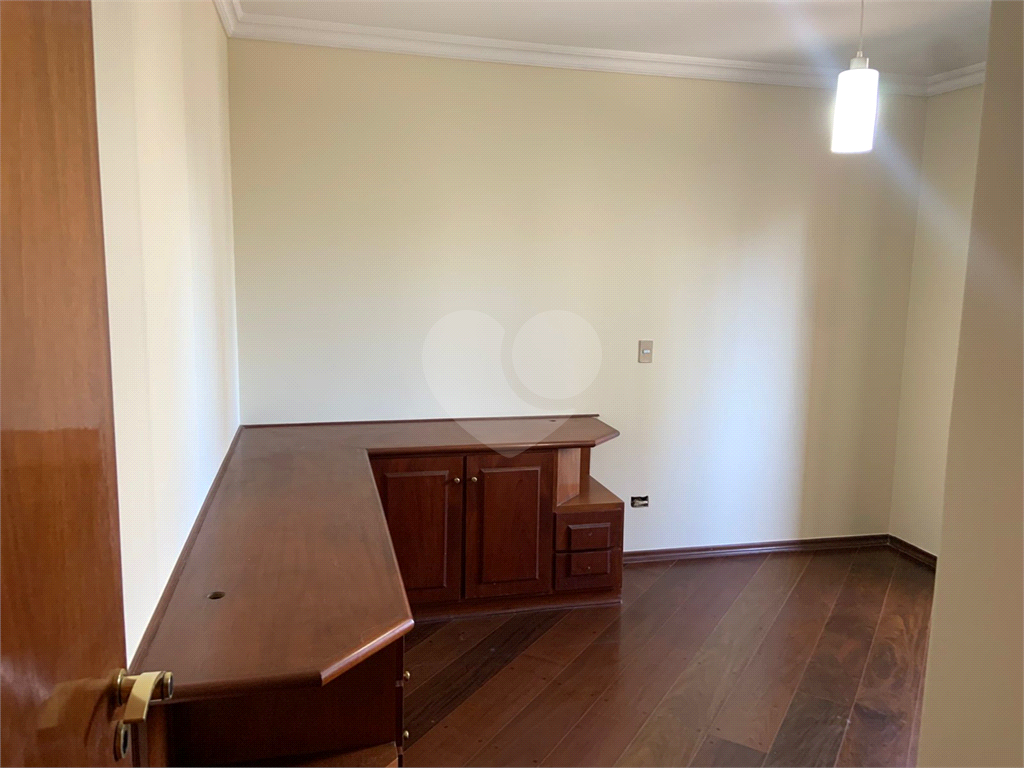 APARTAMENTO em VILA LEOPOLDINA